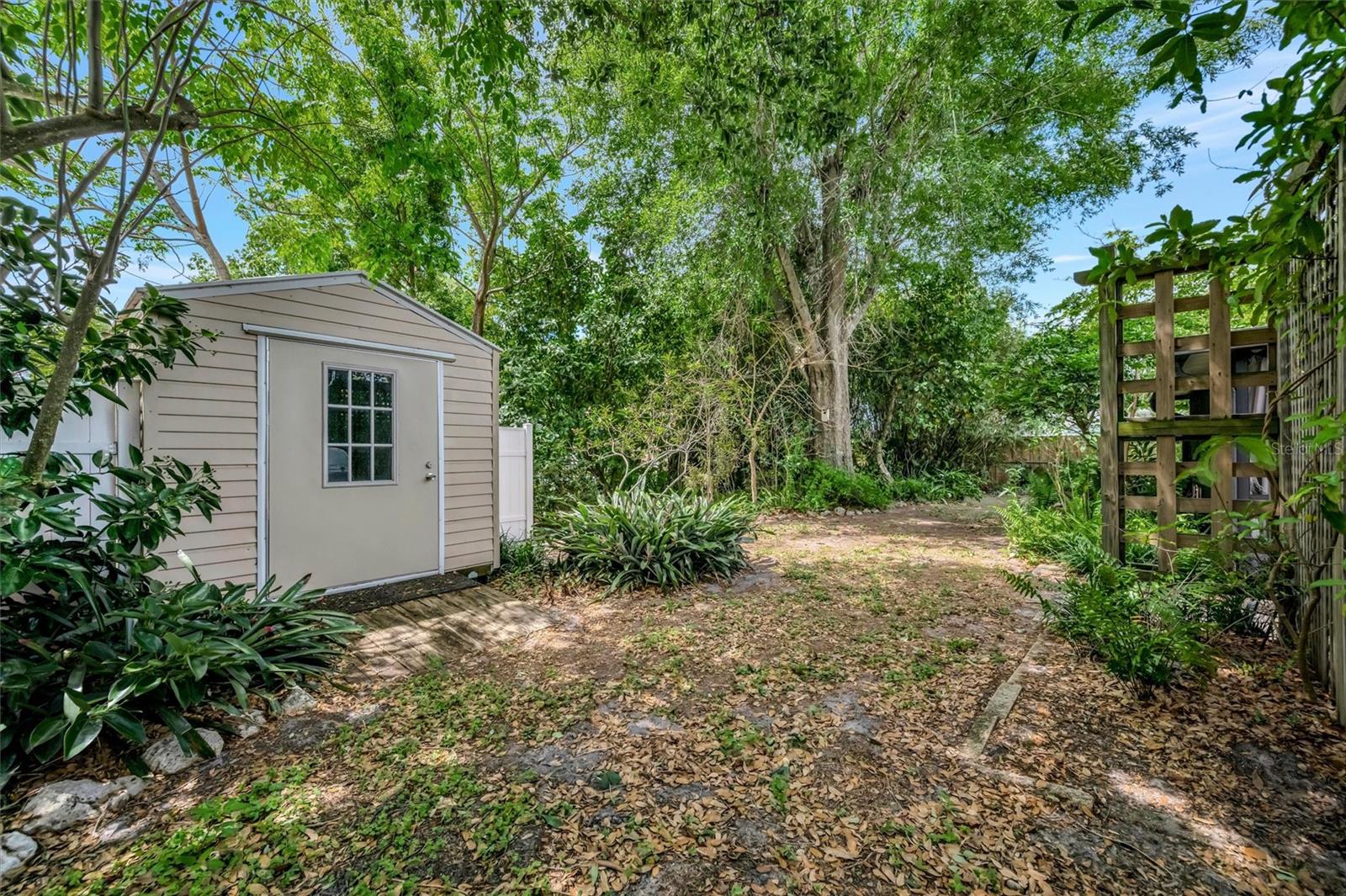 SOUTH GATE RIDGE 03 - Residential