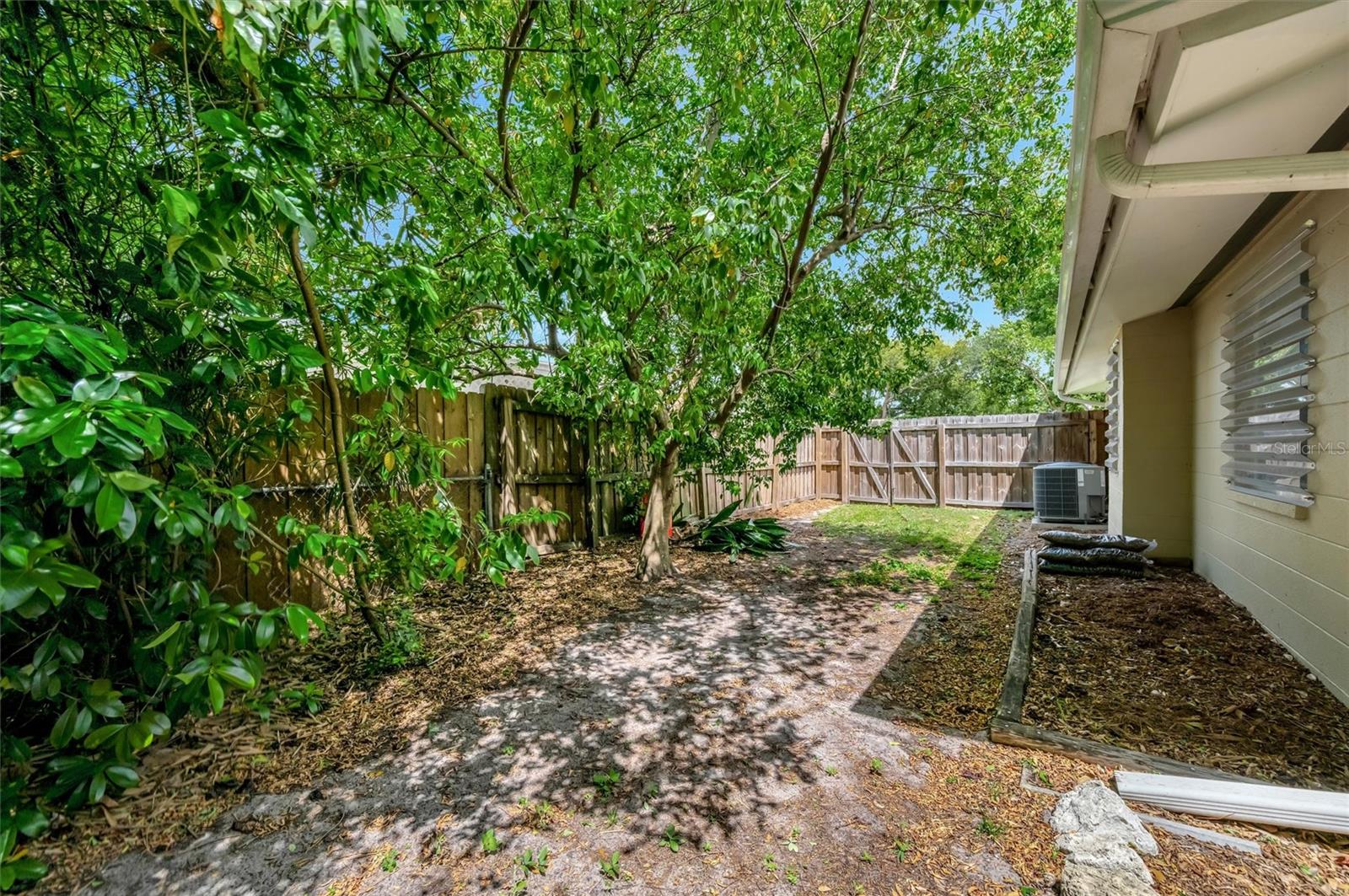 SOUTH GATE RIDGE 03 - Residential