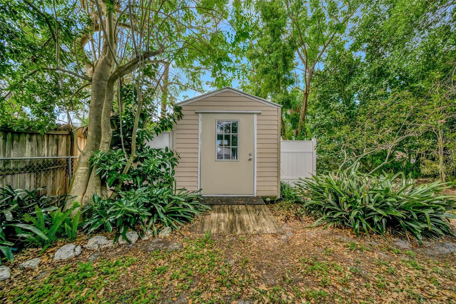 SOUTH GATE RIDGE 03 - Residential