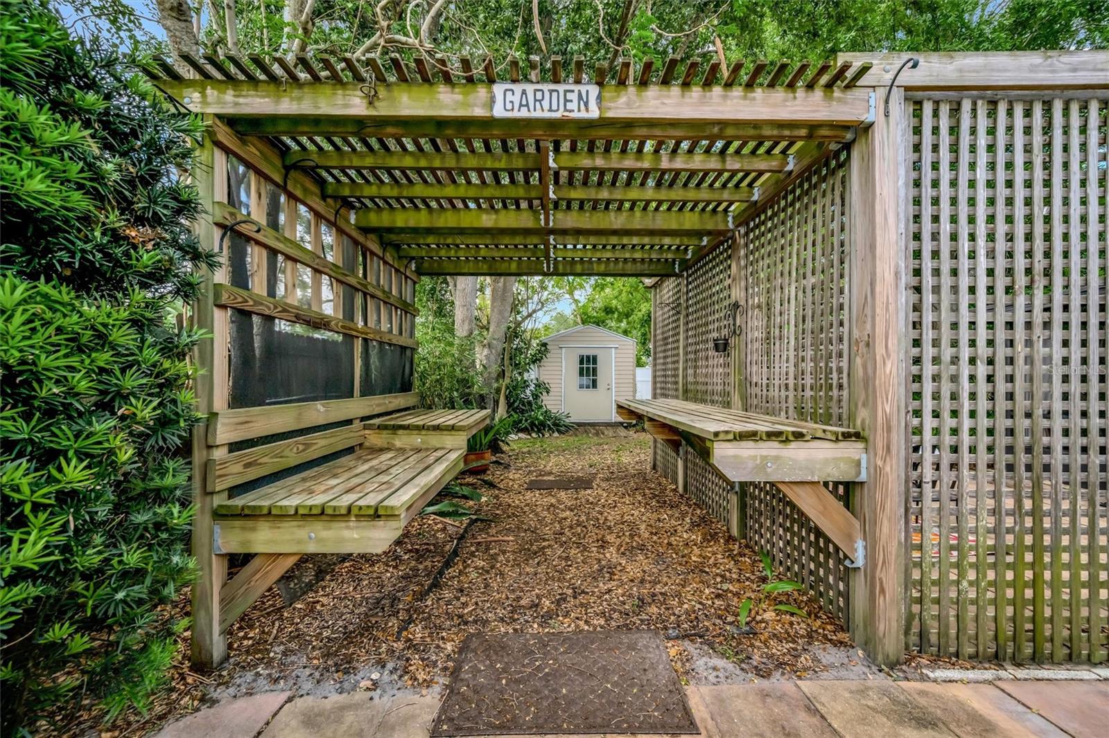 SOUTH GATE RIDGE 03 - Residential