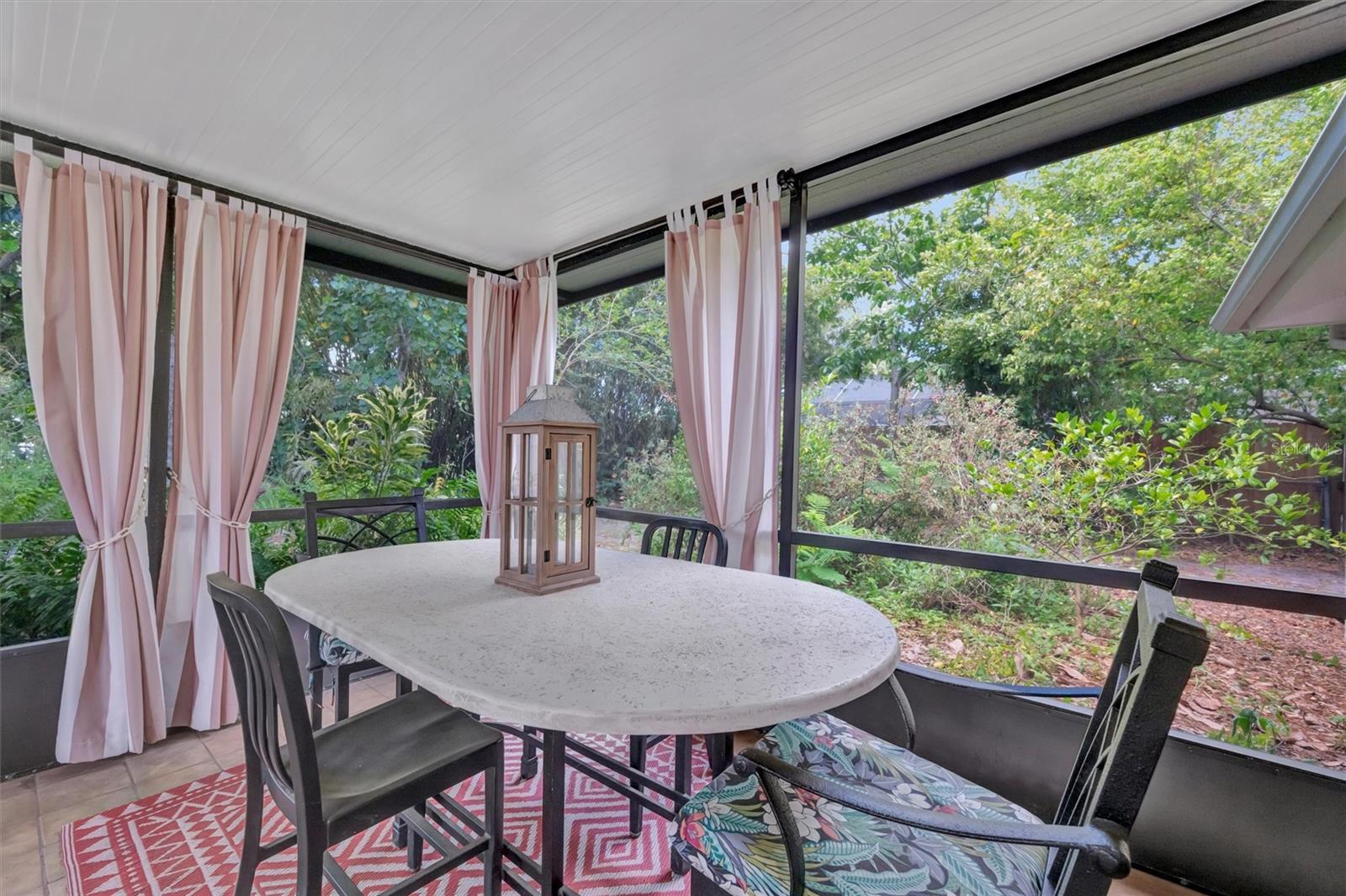 SOUTH GATE RIDGE 03 - Residential