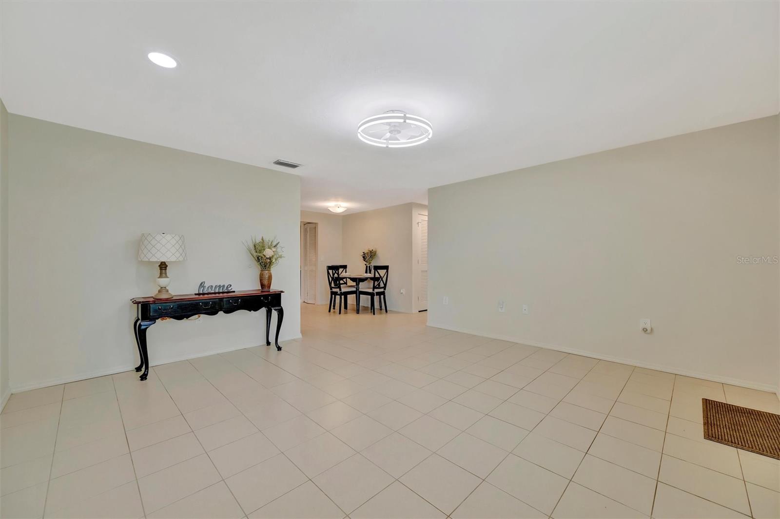 SOUTH GATE RIDGE 03 - Residential