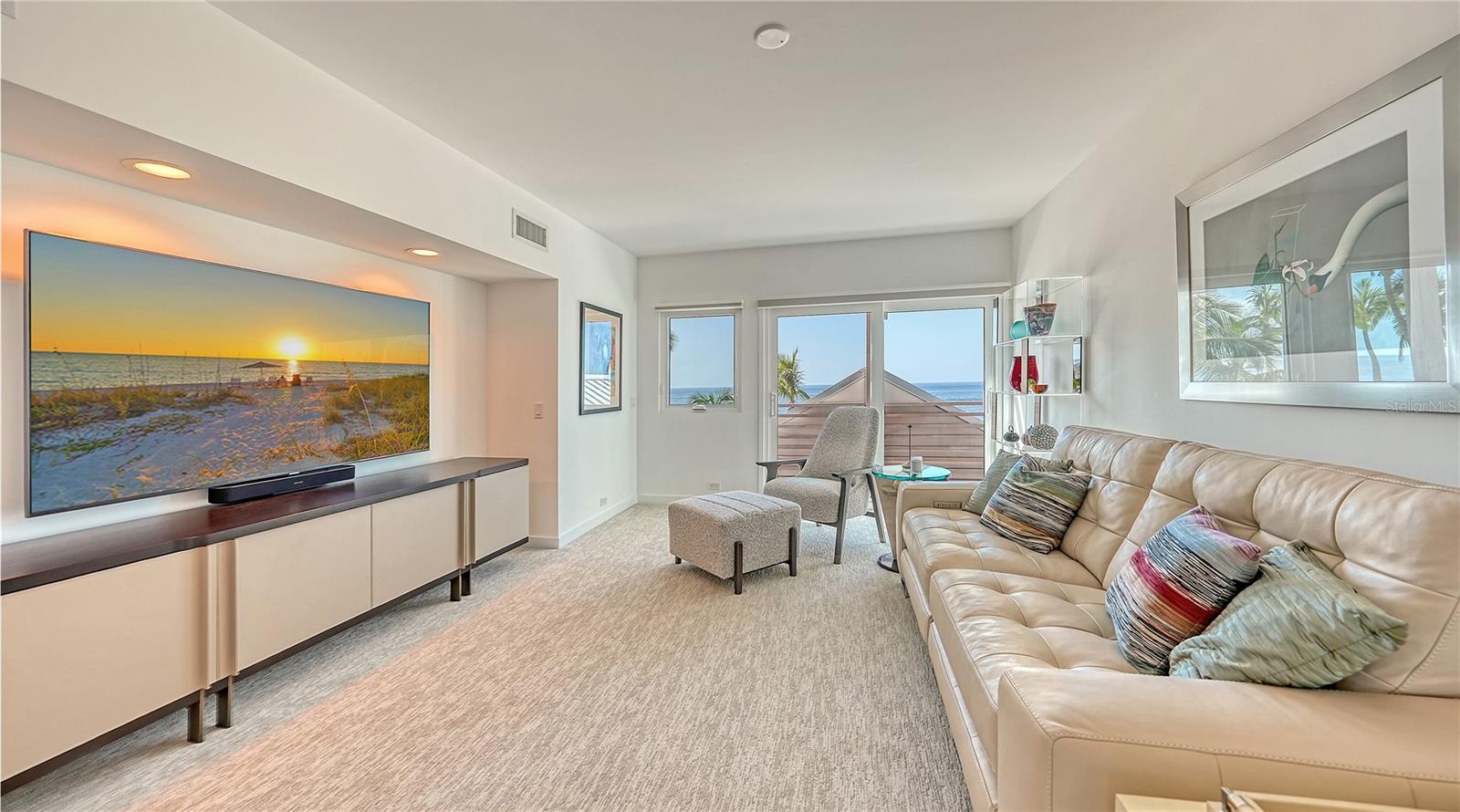 SANDERLING CLUB - Residential