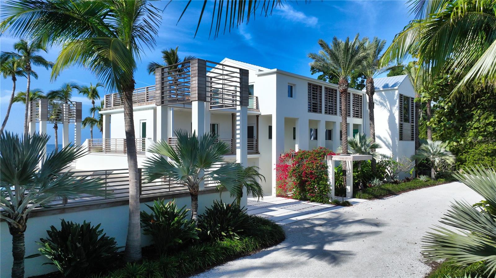 SANDERLING CLUB - Residential