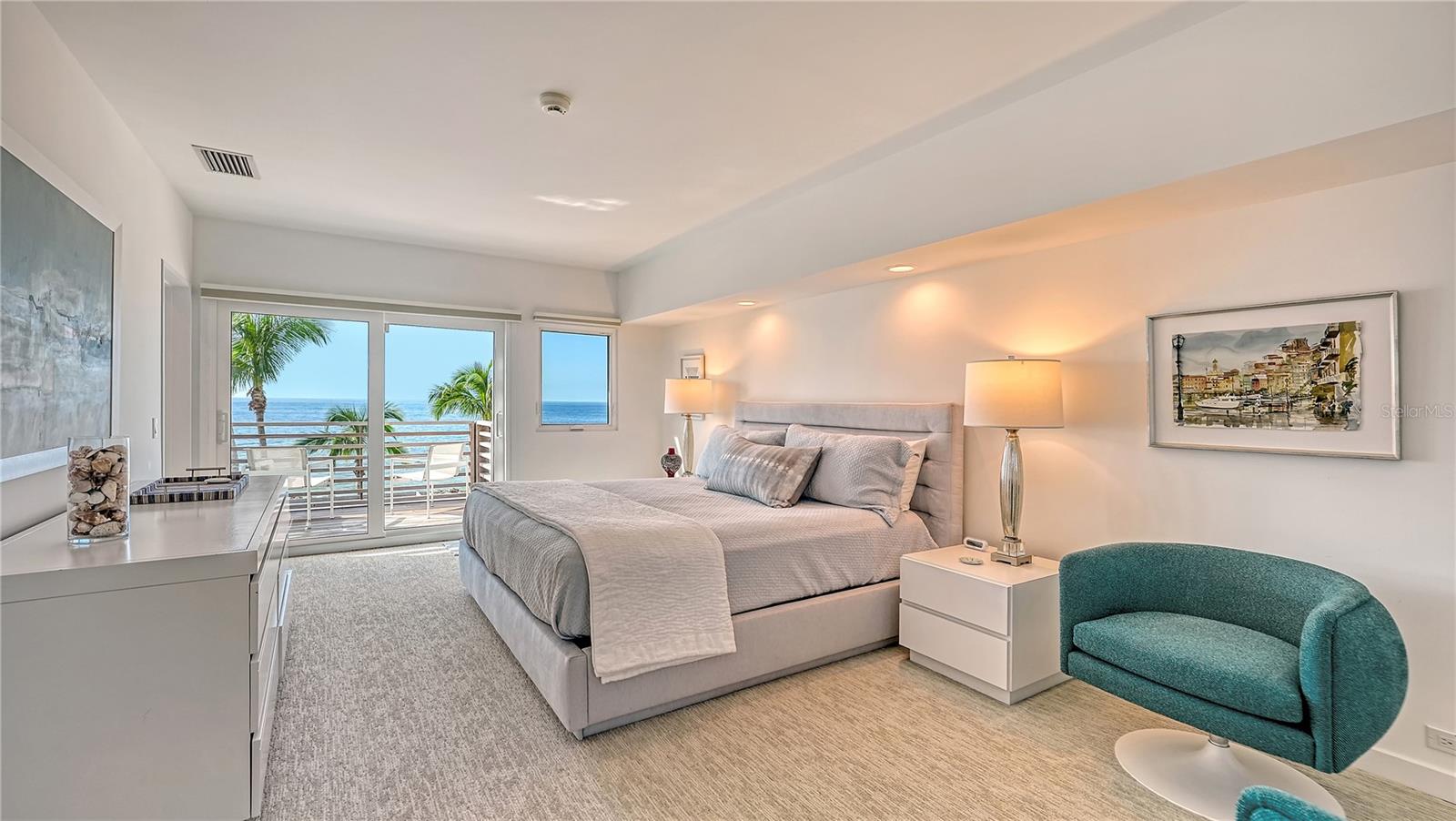 SANDERLING CLUB - Residential
