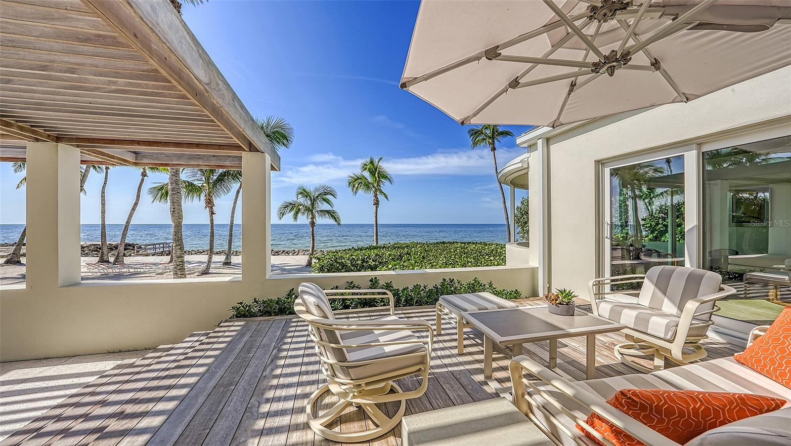 SANDERLING CLUB - Residential