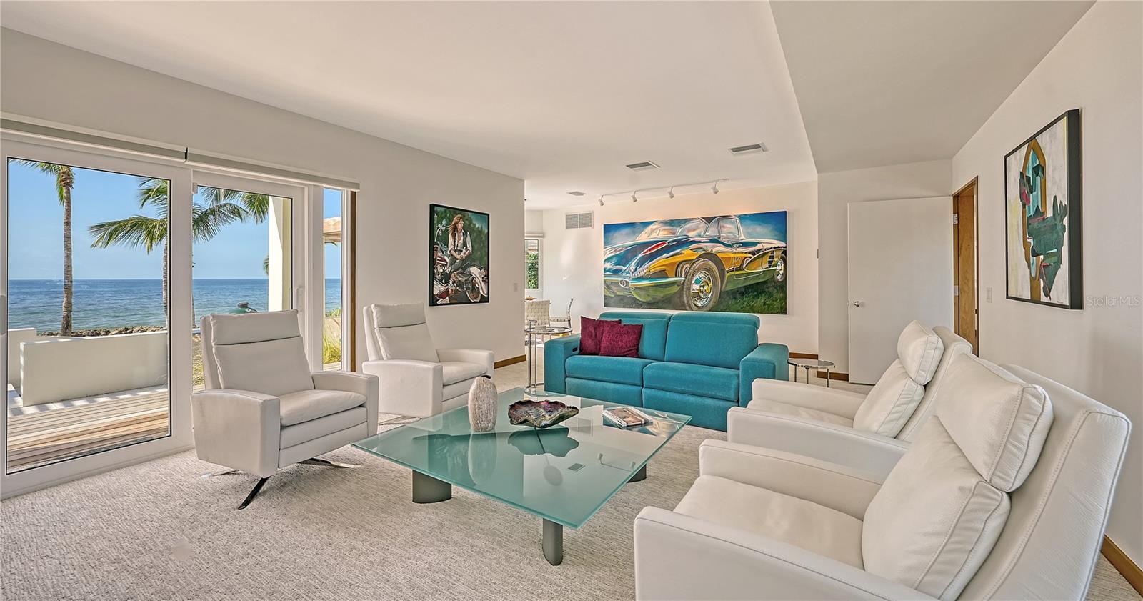 SANDERLING CLUB - Residential