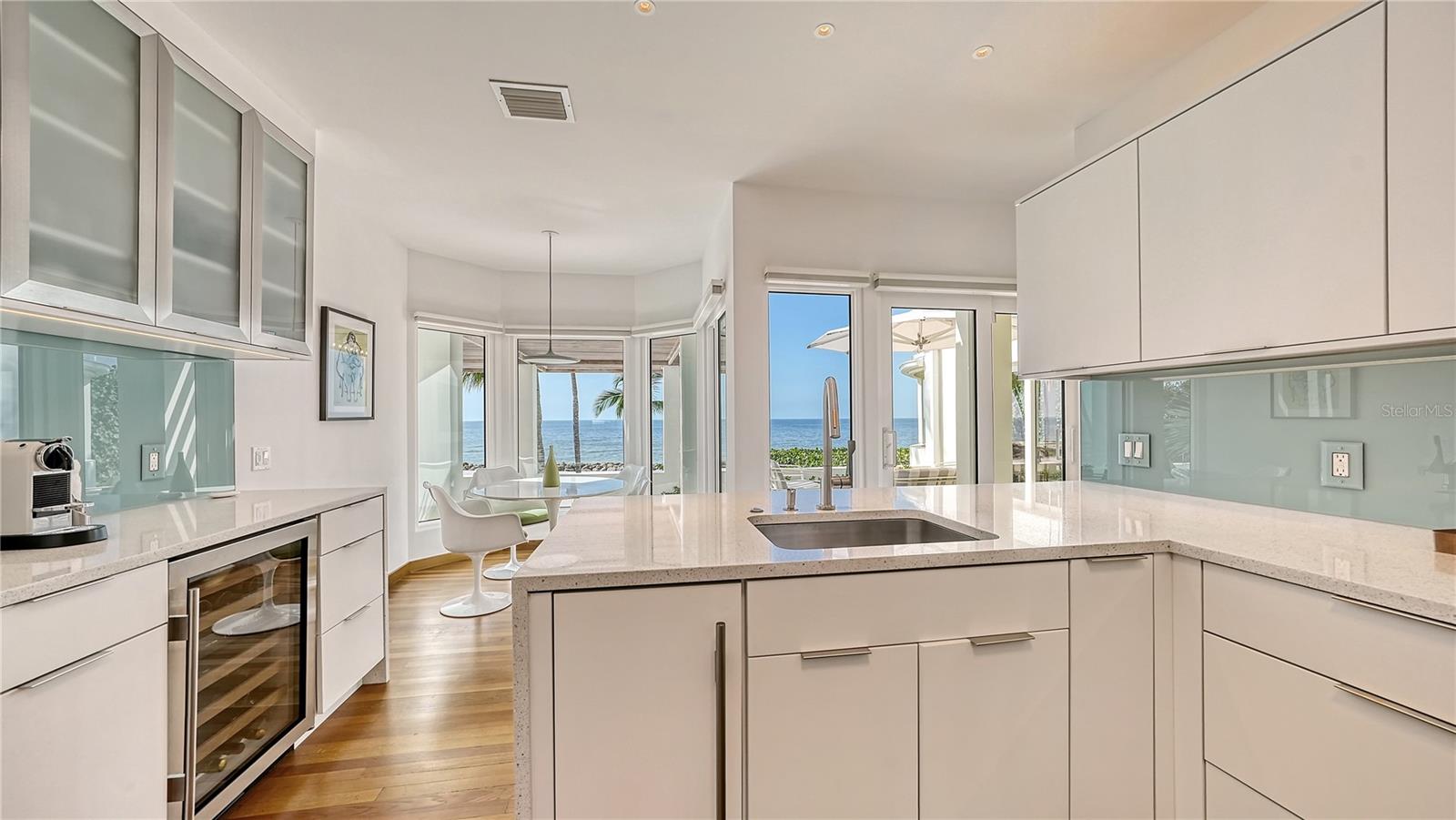 SANDERLING CLUB - Residential