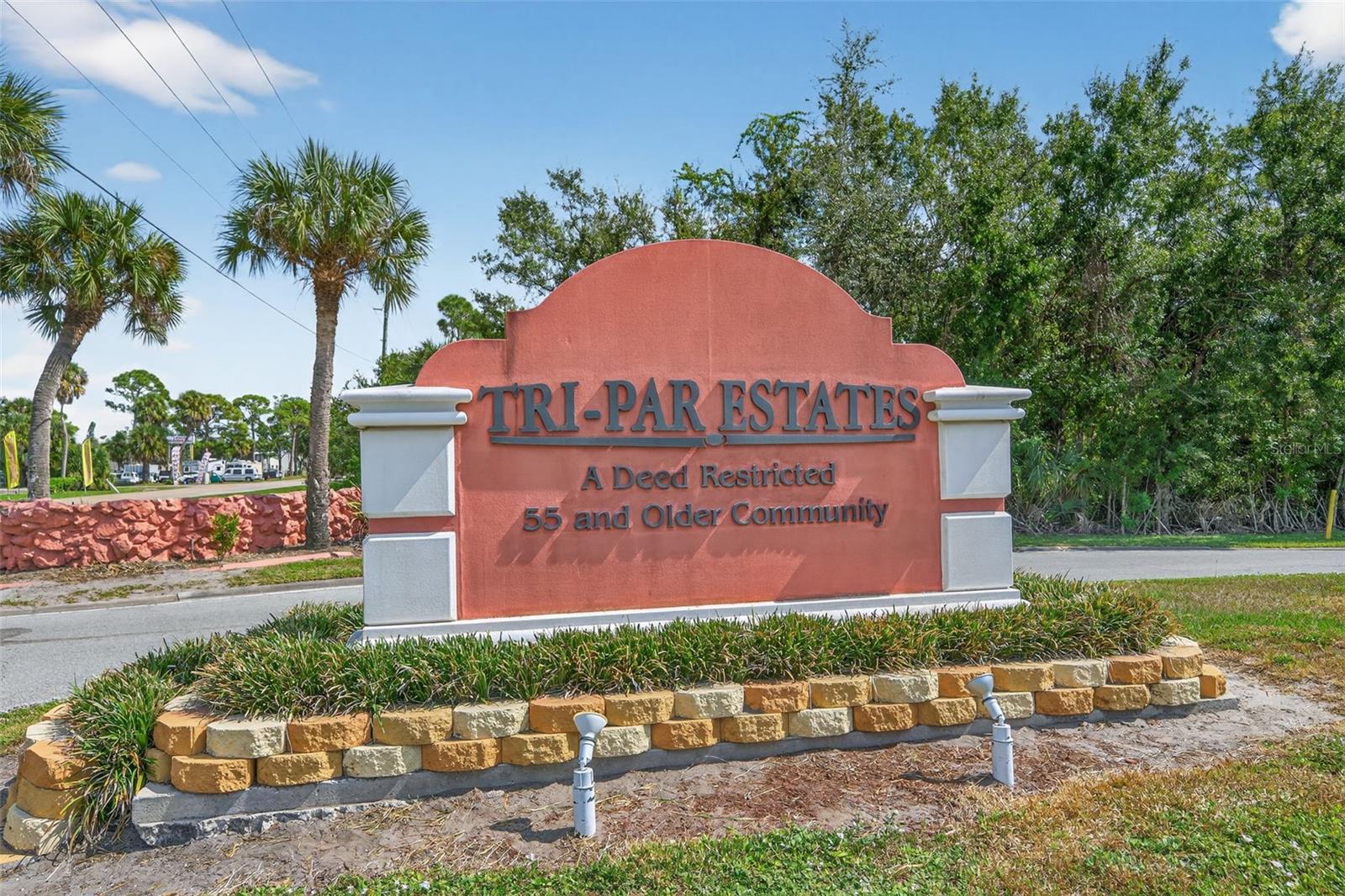 TRI-PAR ESTATES - Residential