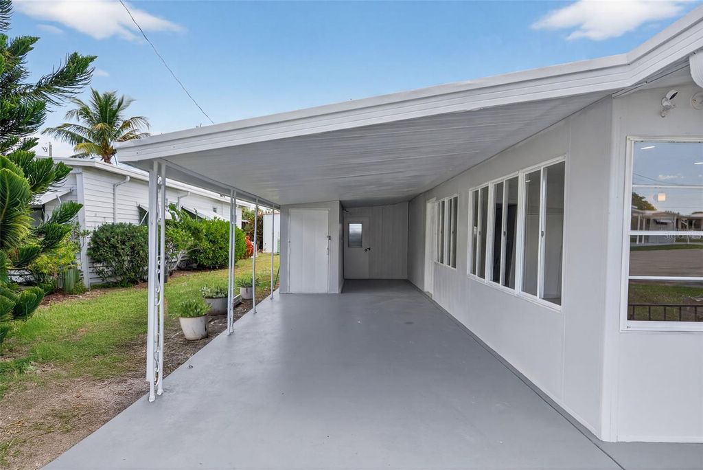 Photo of 5162 Boca Raton Avenue, Sarasota, FL 34234 (MLS # A4669539)