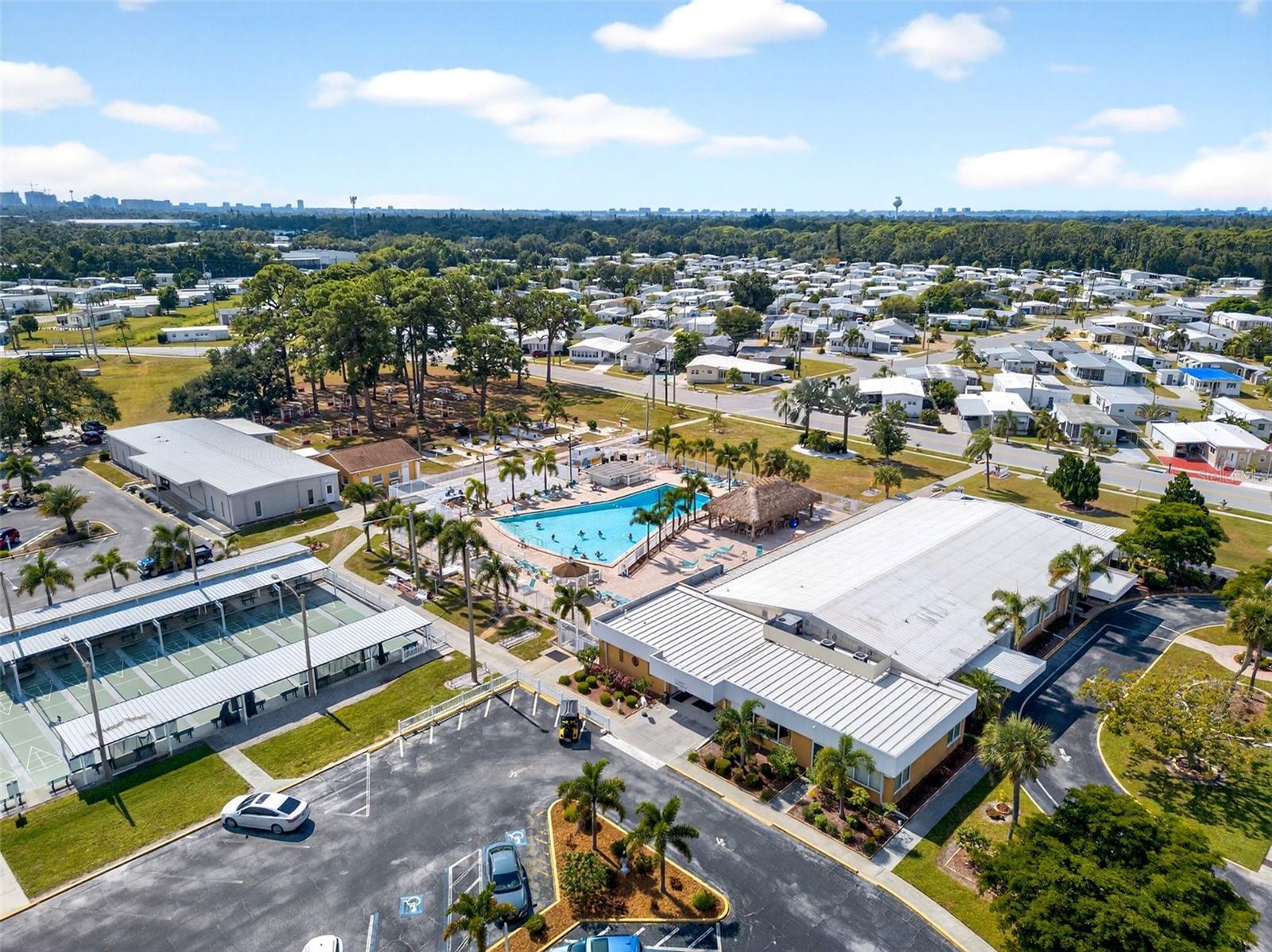 TRI-PAR ESTATES - Residential