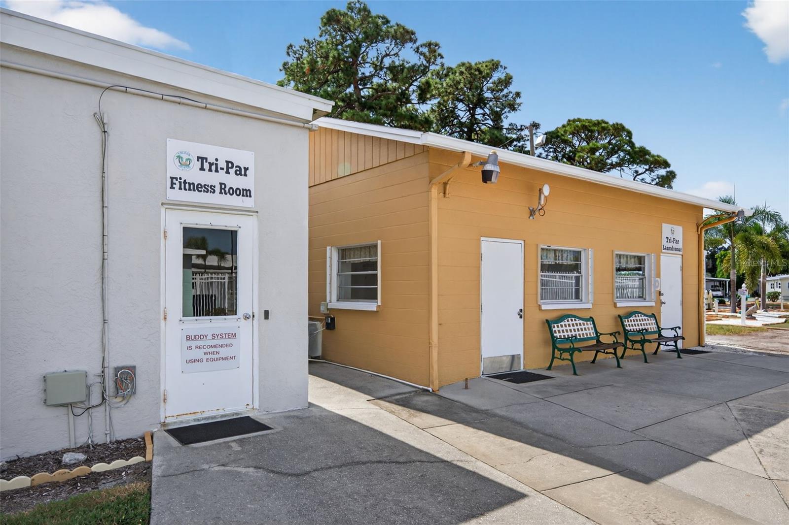 TRI-PAR ESTATES - Residential