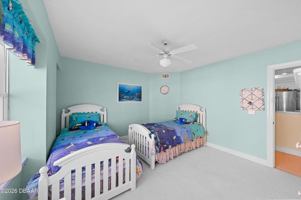 TOWERS AT PONCE INLET TOWER 01 CONDO - Residential