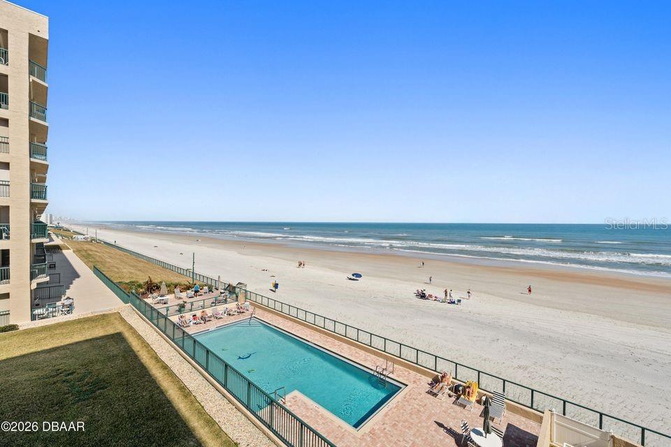 TOWERS AT PONCE INLET TOWER 01 CONDO - Residential