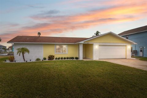 A home in HERNANDO BEACH