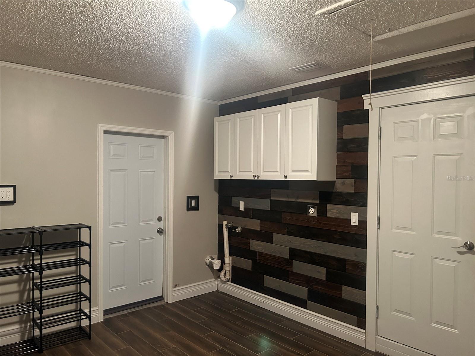 APOLLO BEACH UNIT ONE PT ONE - Residential Lease