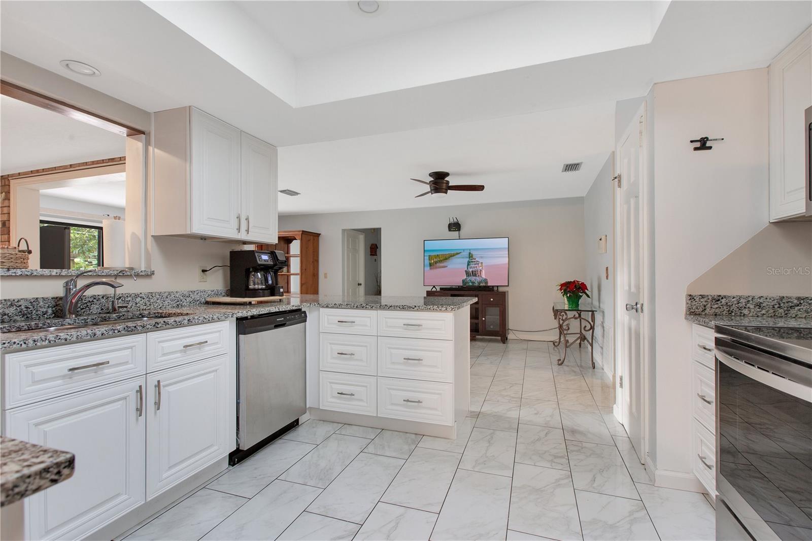 DELTONA LAK UNT 08 REP PT BLKS 163 164 352 & 353 - Residential