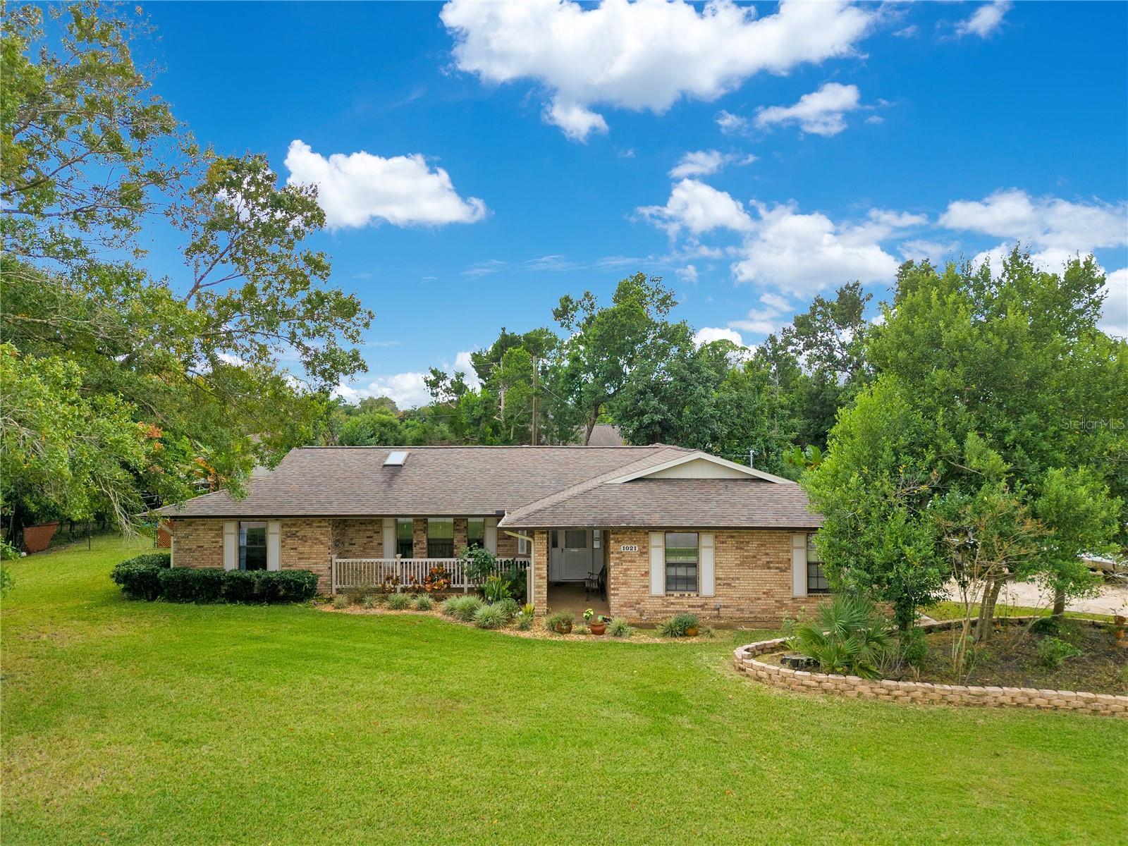 DELTONA LAK UNT 08 REP PT BLKS 163 164 352 & 353 - Residential