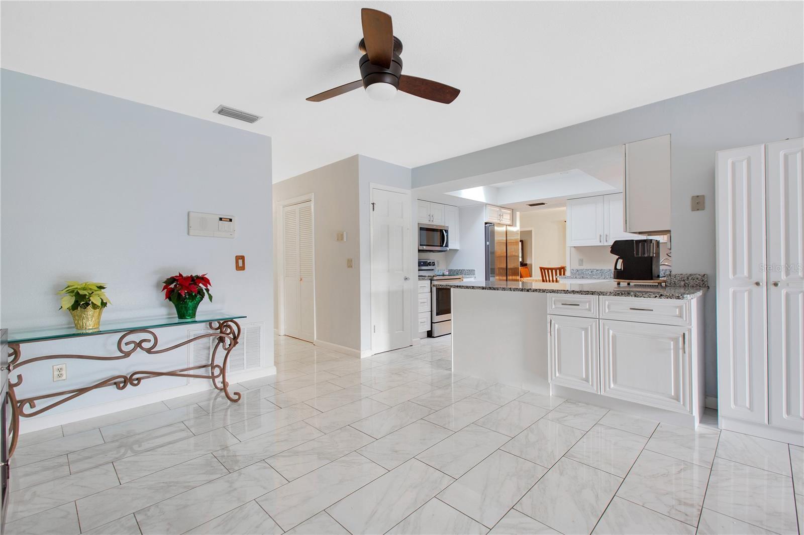 DELTONA LAK UNT 08 REP PT BLKS 163 164 352 & 353 - Residential