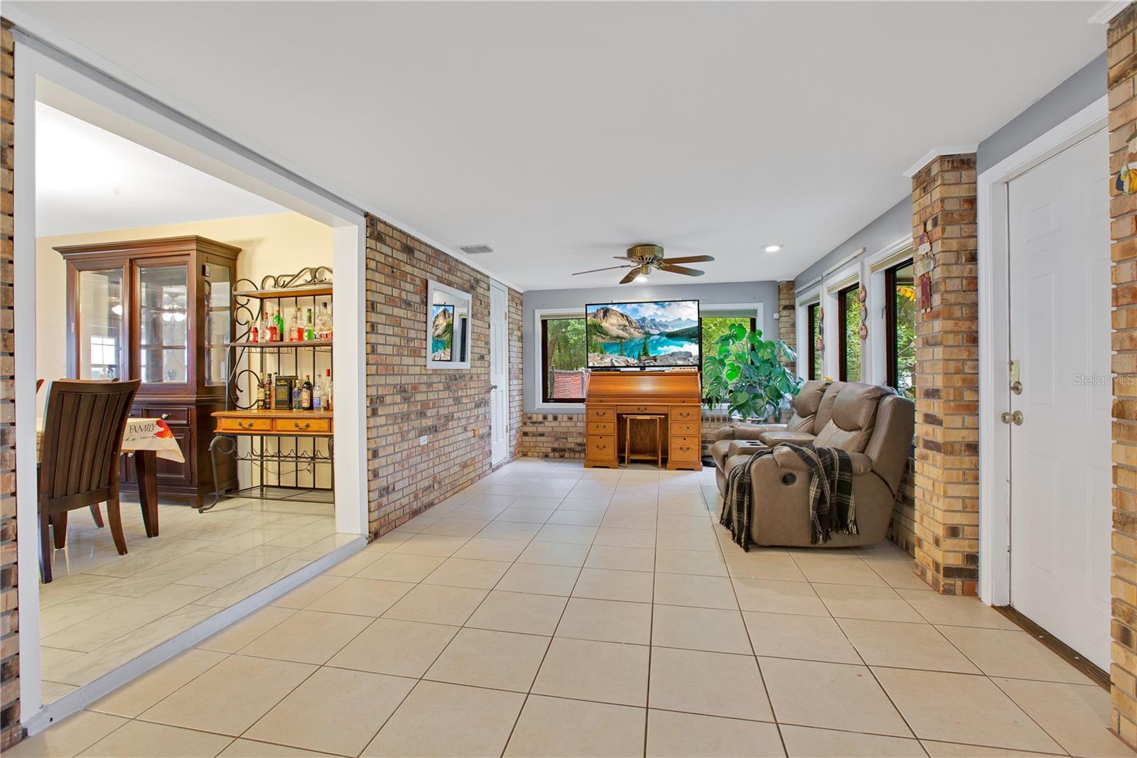 DELTONA LAK UNT 08 REP PT BLKS 163 164 352 & 353 - Residential