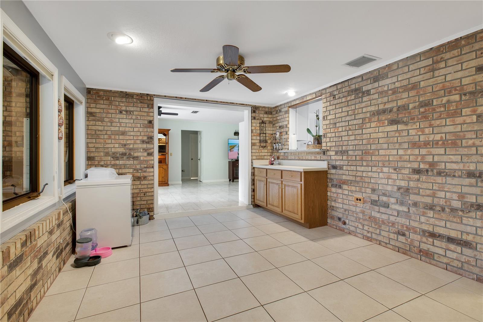 DELTONA LAK UNT 08 REP PT BLKS 163 164 352 & 353 - Residential