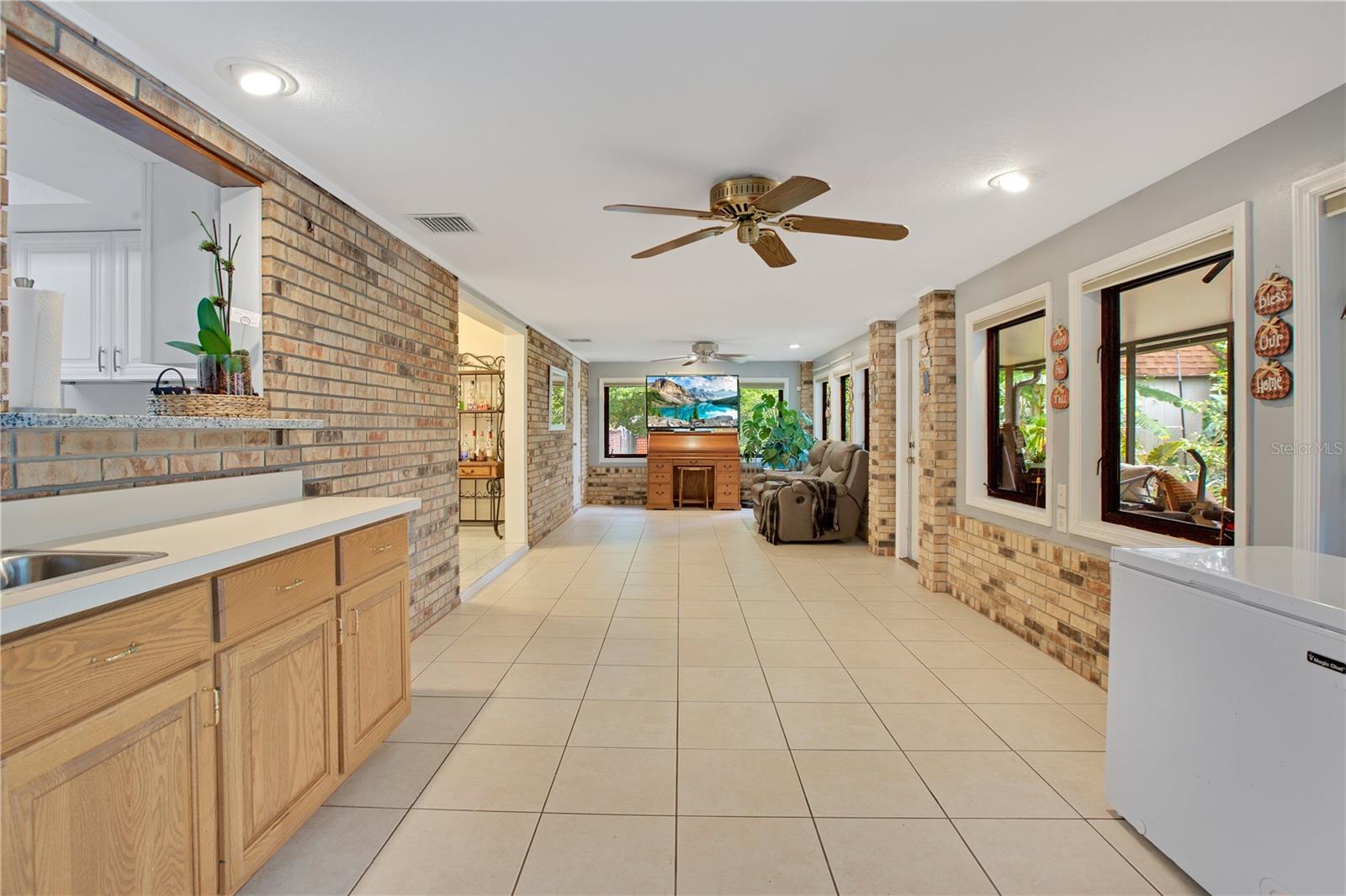 DELTONA LAK UNT 08 REP PT BLKS 163 164 352 & 353 - Residential