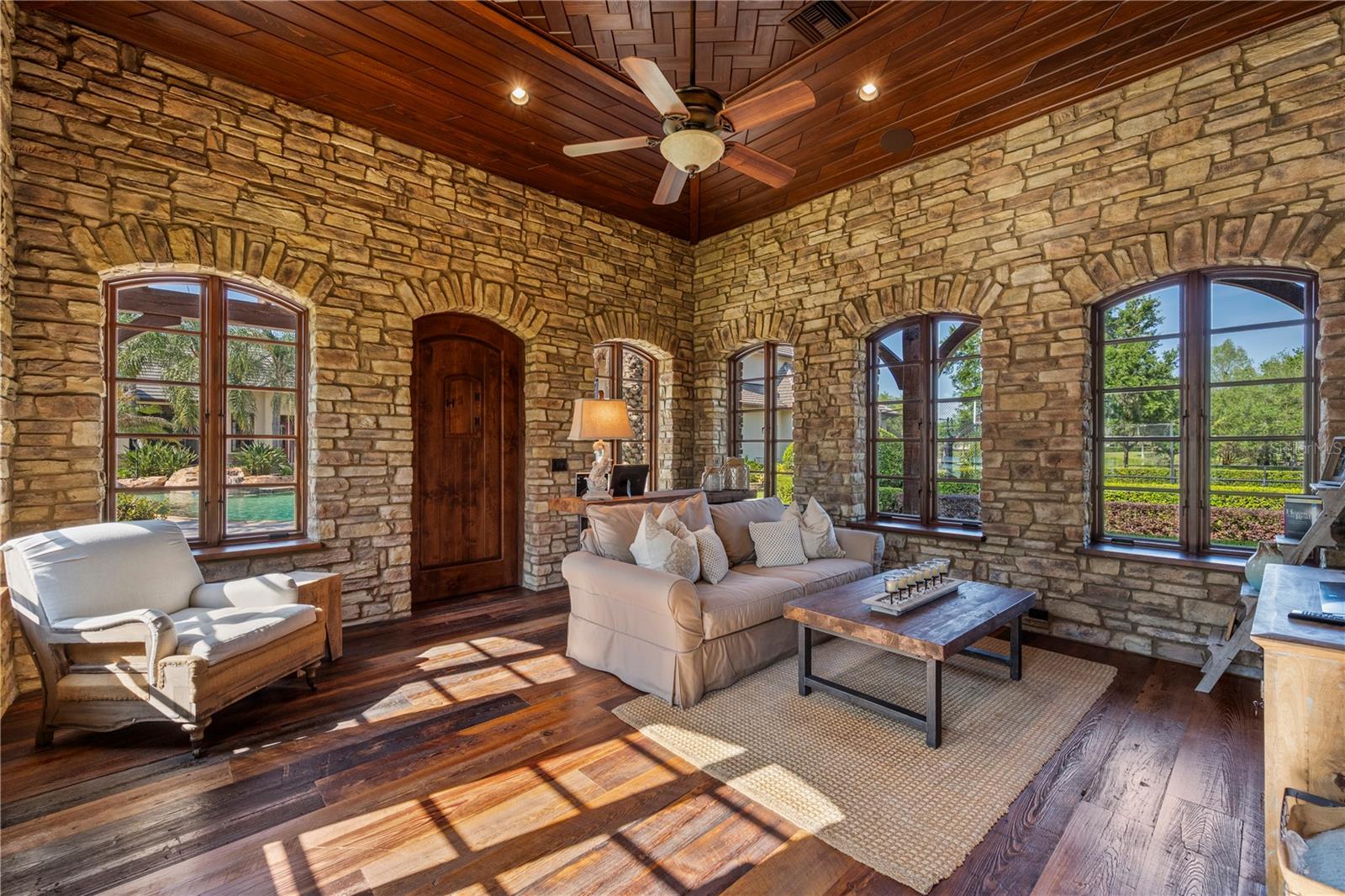 KEENES POINTE 46/104 - Residential