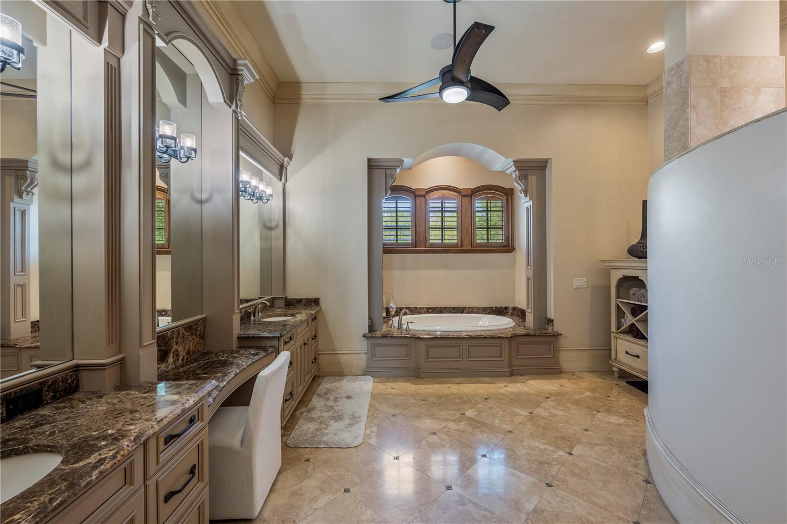 KEENES POINTE 46/104 - Residential