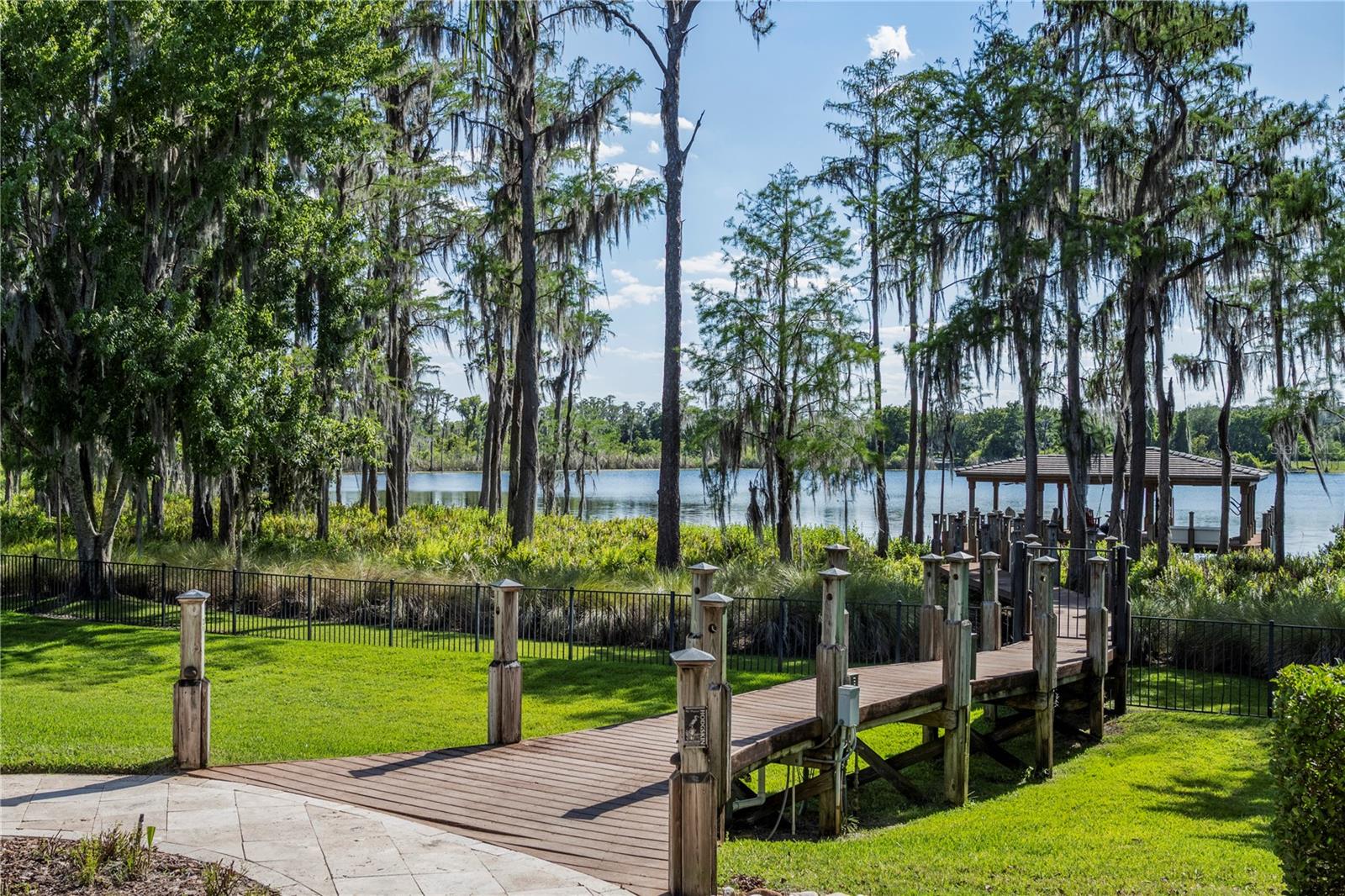 KEENES POINTE 46/104 - Residential