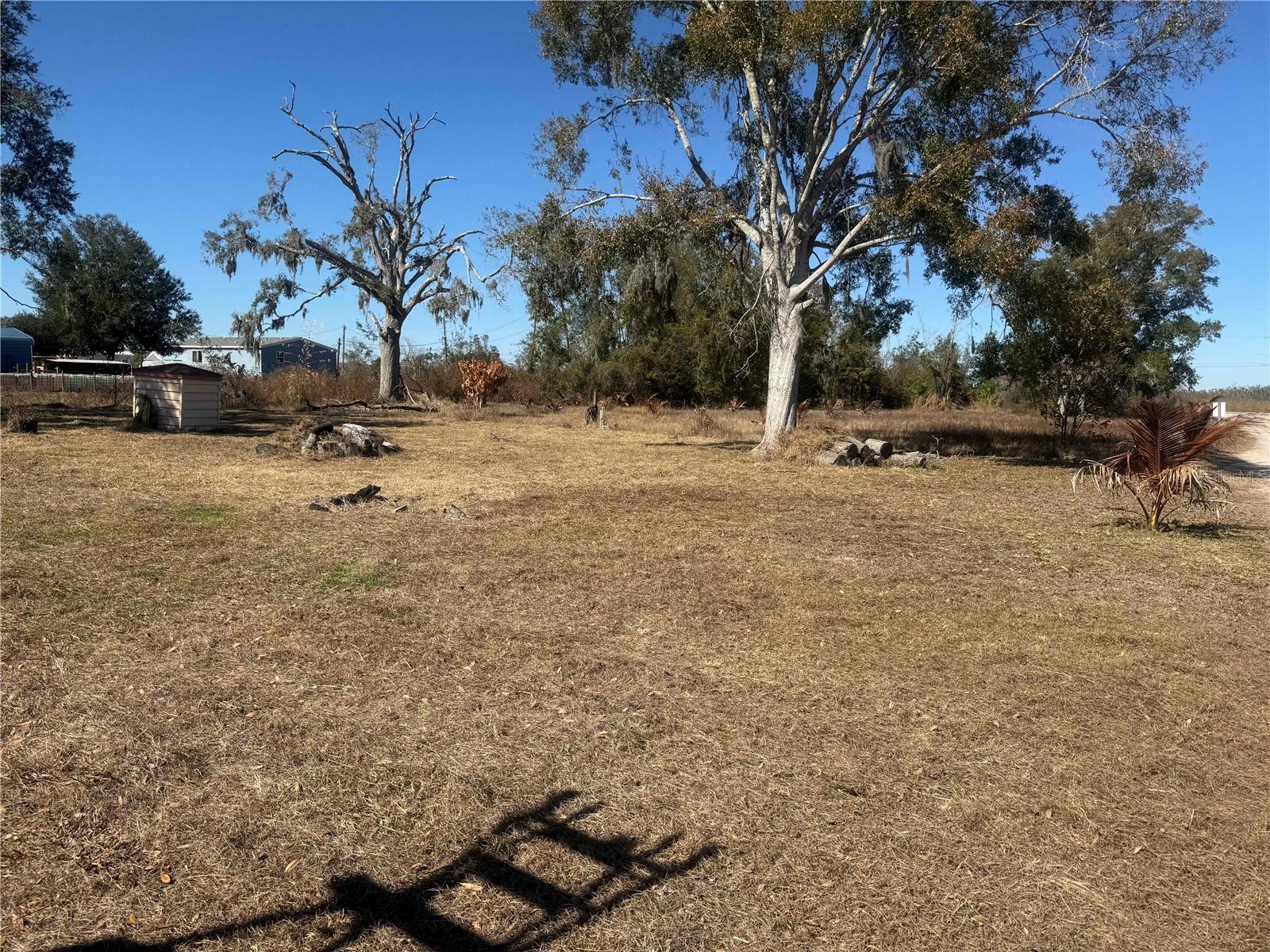 ACREAGE - Residential