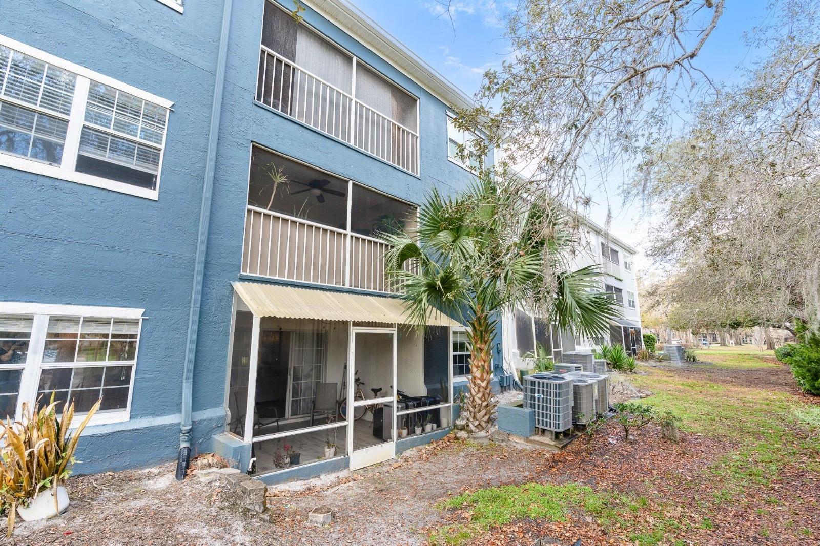 5112 CLUBSIDE DRIVE 5112