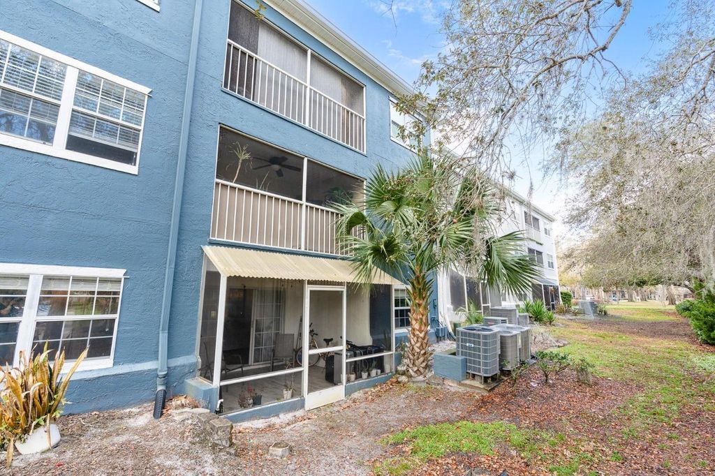 Photo of 5112 Clubside Drive #5112, Longwood, FL 32779 (MLS # O6388927)