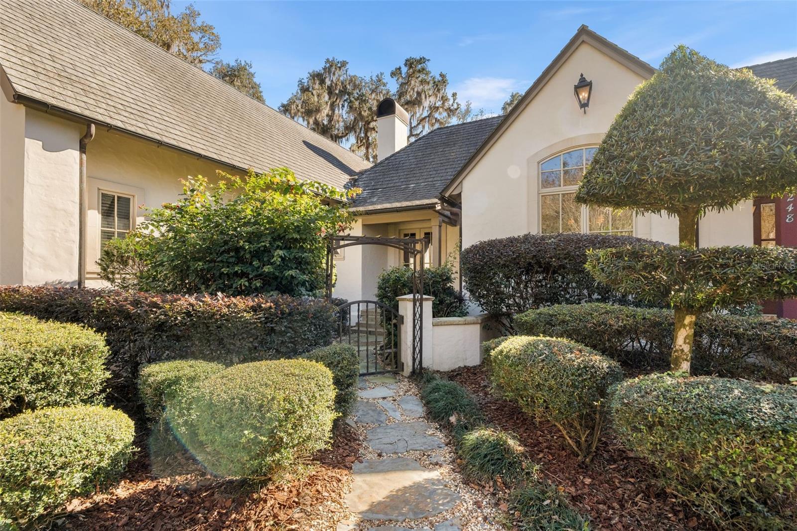 1248 SW 37TH PLACE ROAD