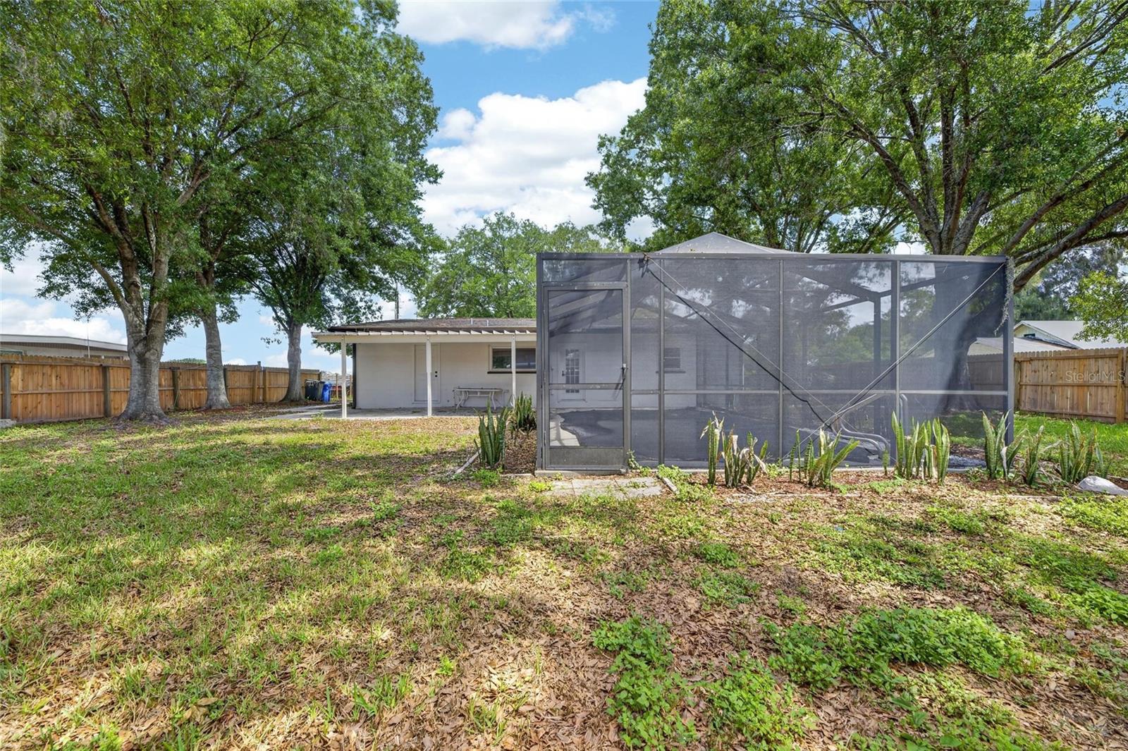 RUSKIN CITY 1ST ADD - Residential