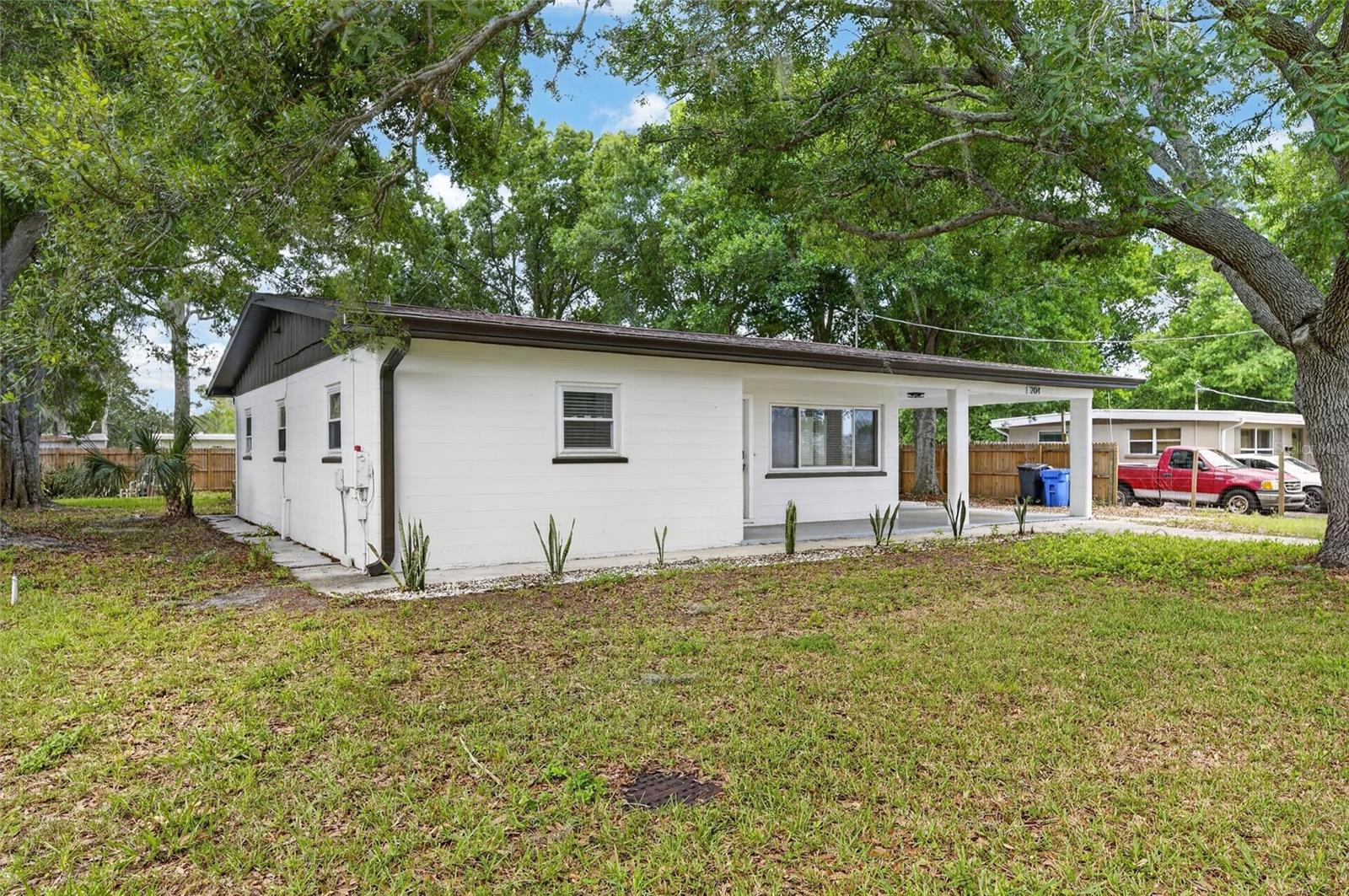 RUSKIN CITY 1ST ADD - Residential