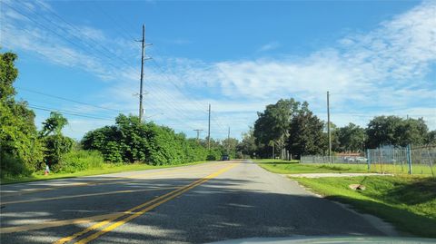 Tiny photo for 1521 NW 27th Avenue, Ocala, FL 34475 (MLS # GC533731)