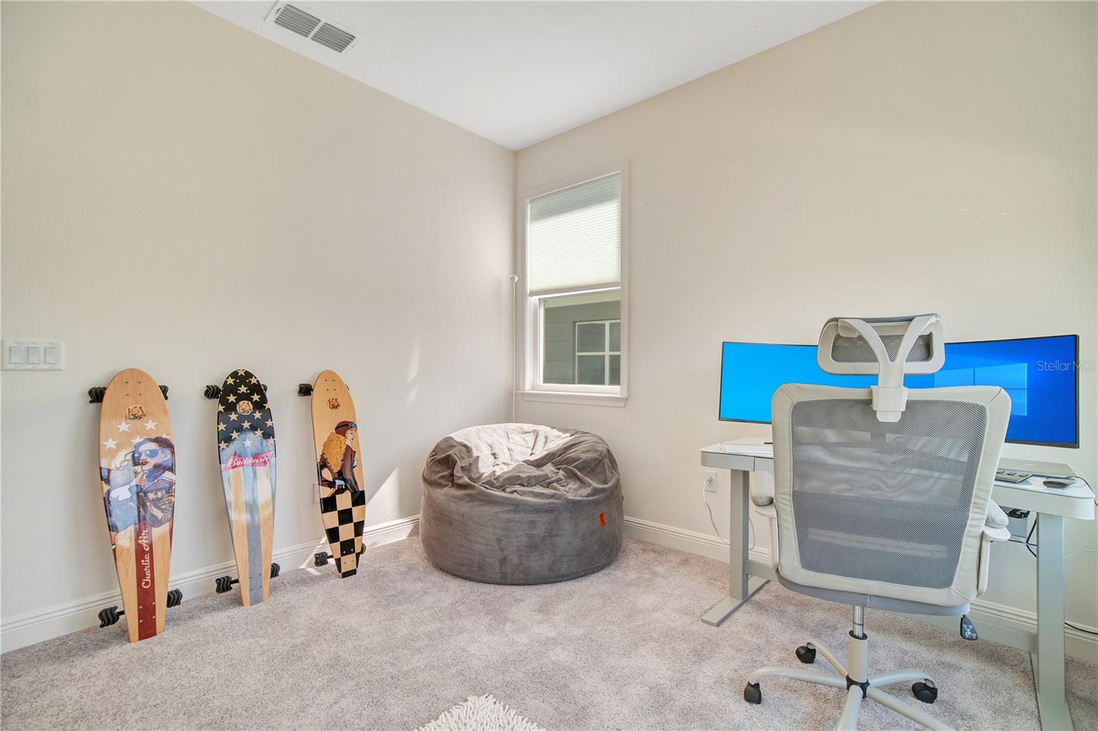 EAGLE CRK VILLAGE K PH 1 B - Residential Lease