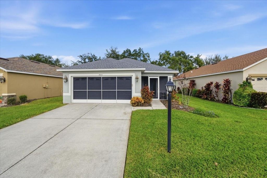 Photo of 18641 Rolling Hills Loop, Hudson, FL 34667 (MLS # TB8447261)