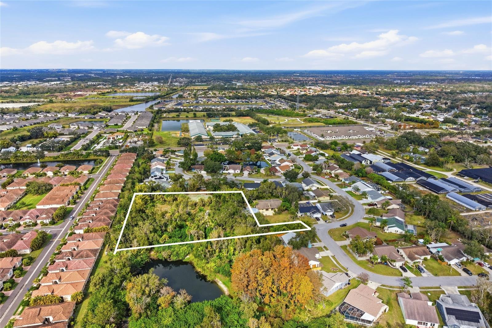 MAPLE LKS - Residential