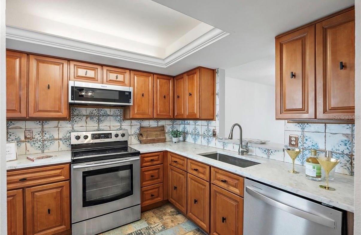 TIERRA I CONDO - Residential Lease