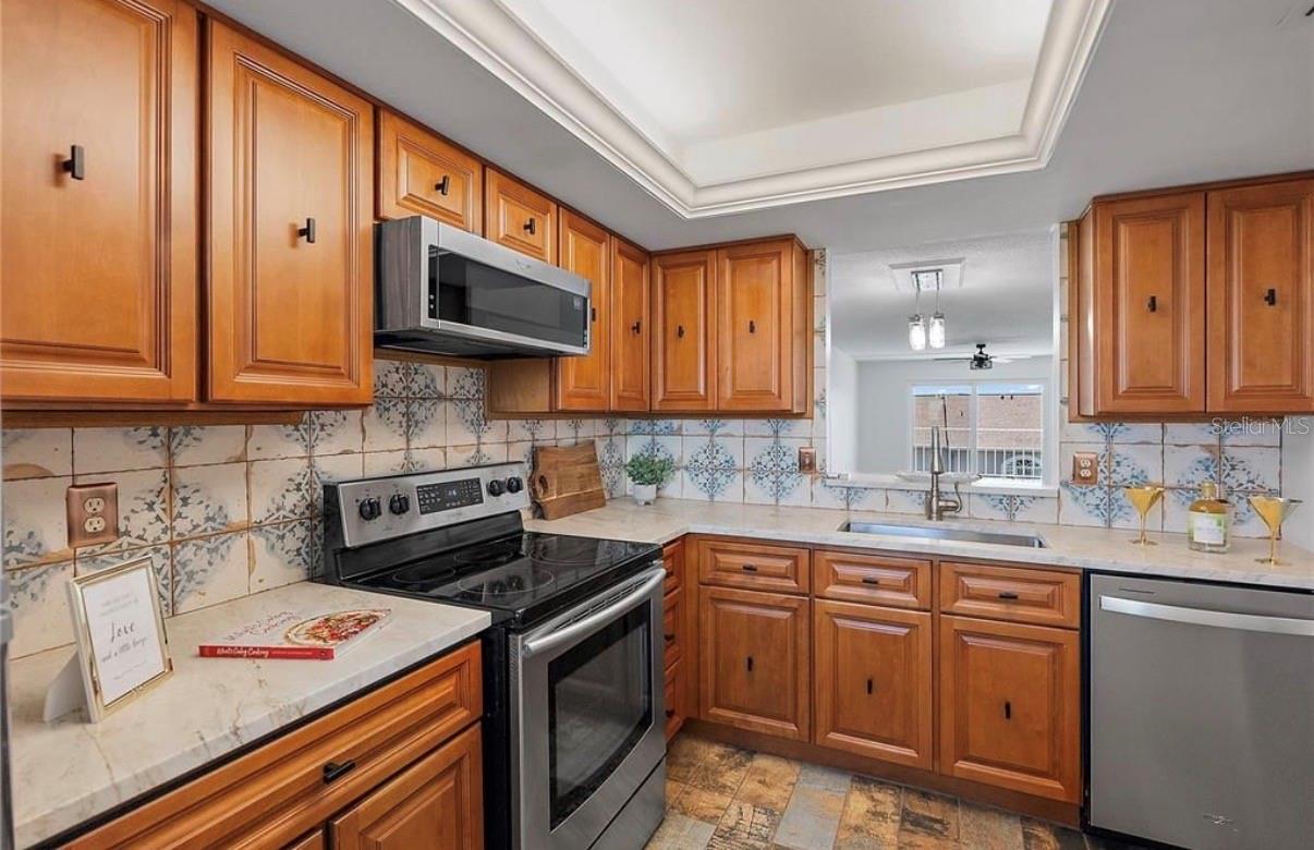 TIERRA I CONDO - Residential Lease