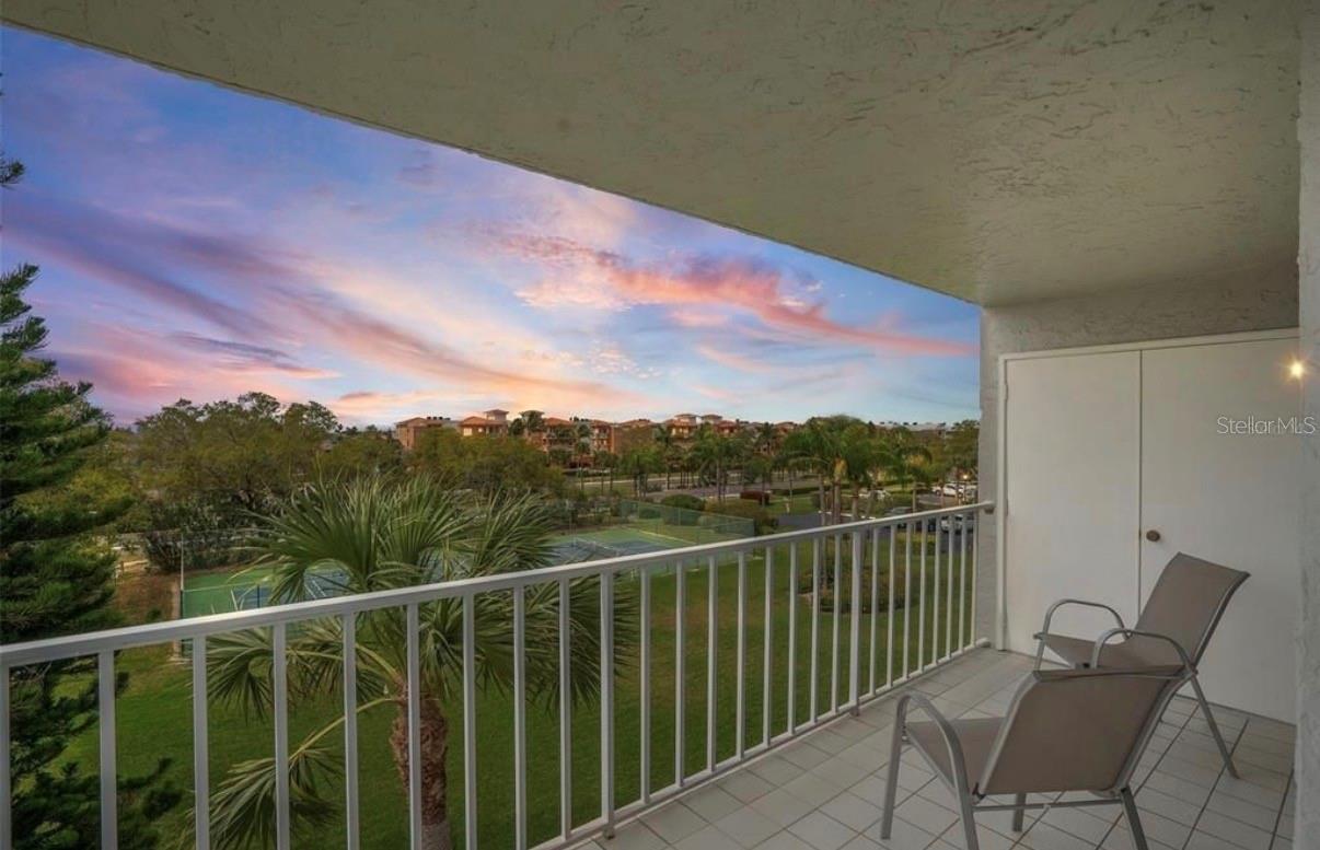 TIERRA I CONDO - Residential Lease