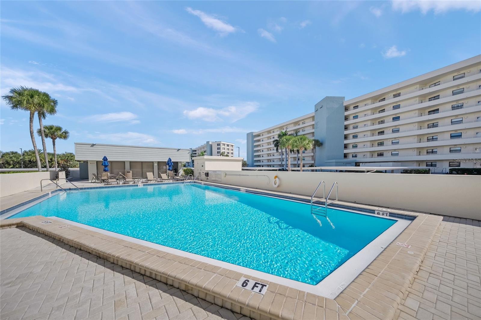 GULF & BAY CLUB PH 2 - Residential