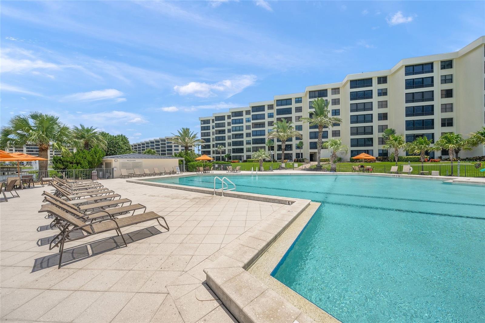 GULF & BAY CLUB PH 2 - Residential