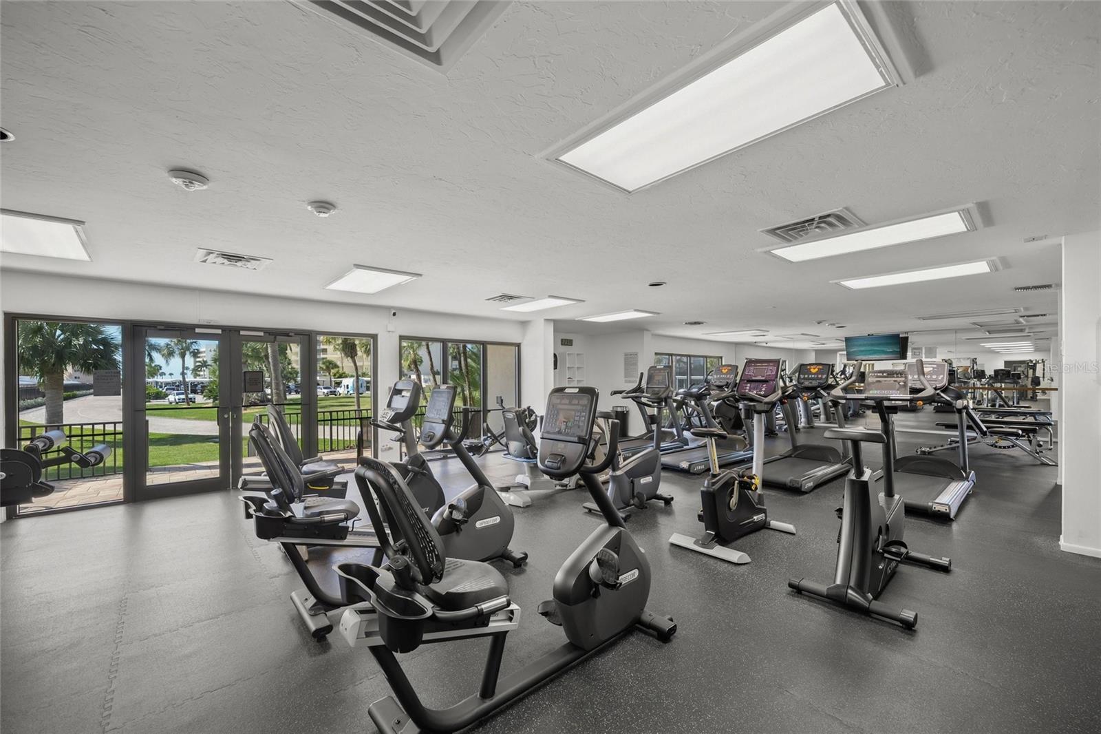 GULF & BAY CLUB PH 2 - Residential