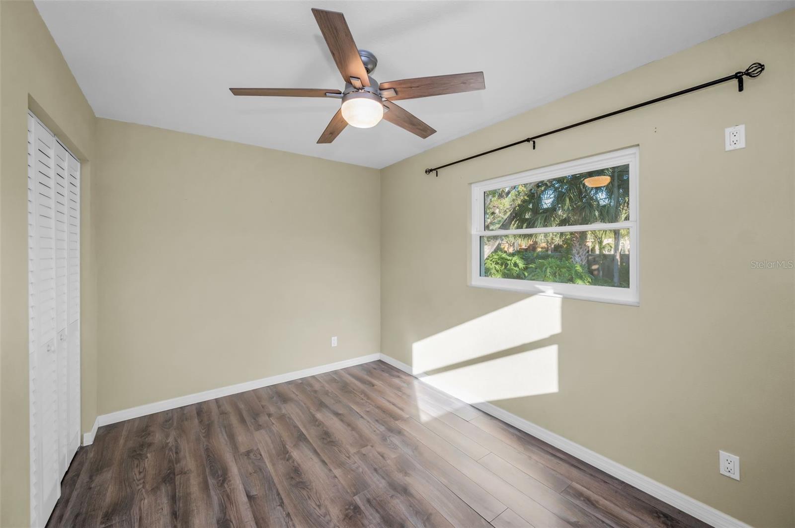 BARDMOOR GOLF VIEW ESTATE 2ND ADD - Residential