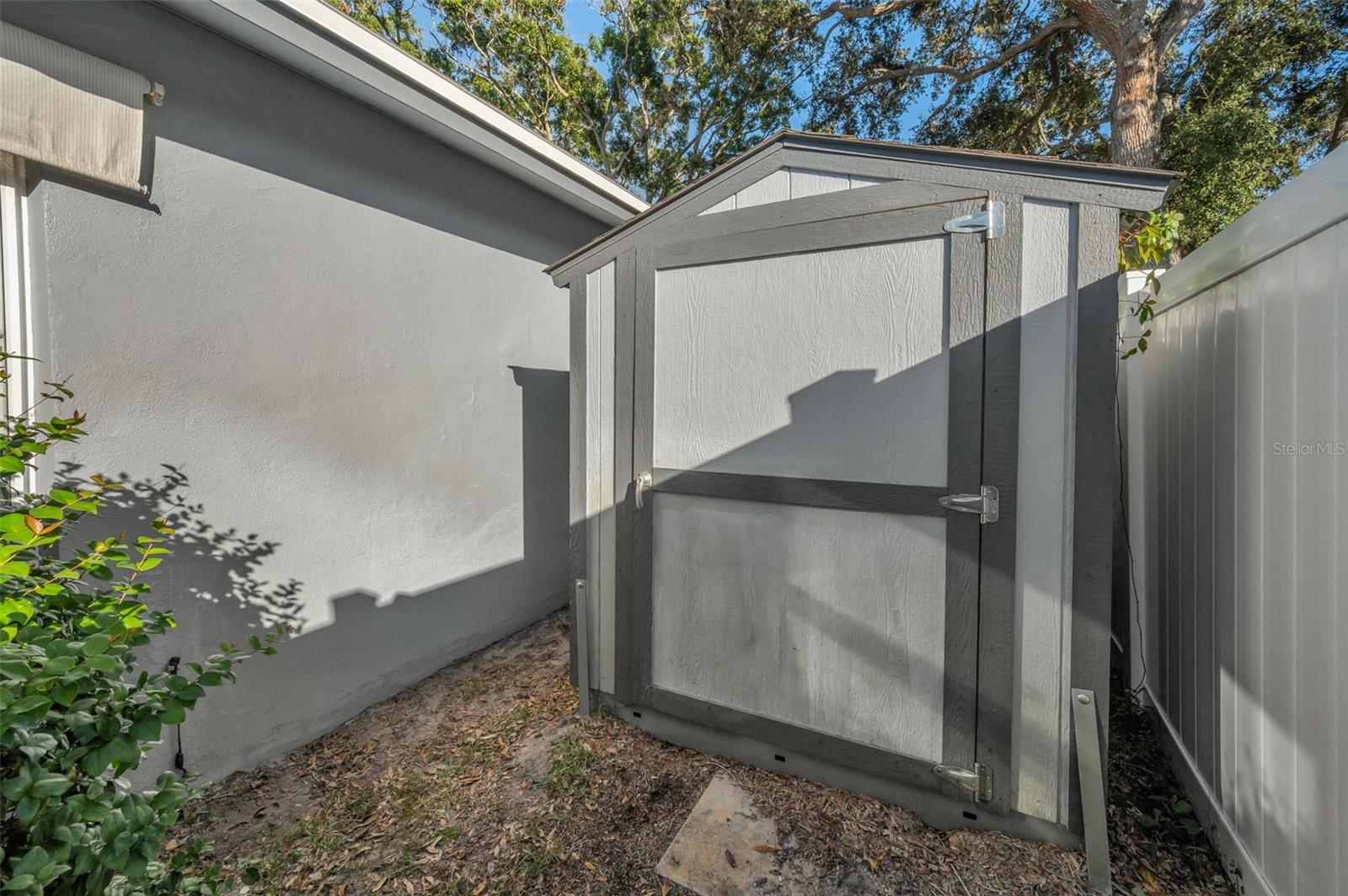 BARDMOOR GOLF VIEW ESTATE 2ND ADD - Residential