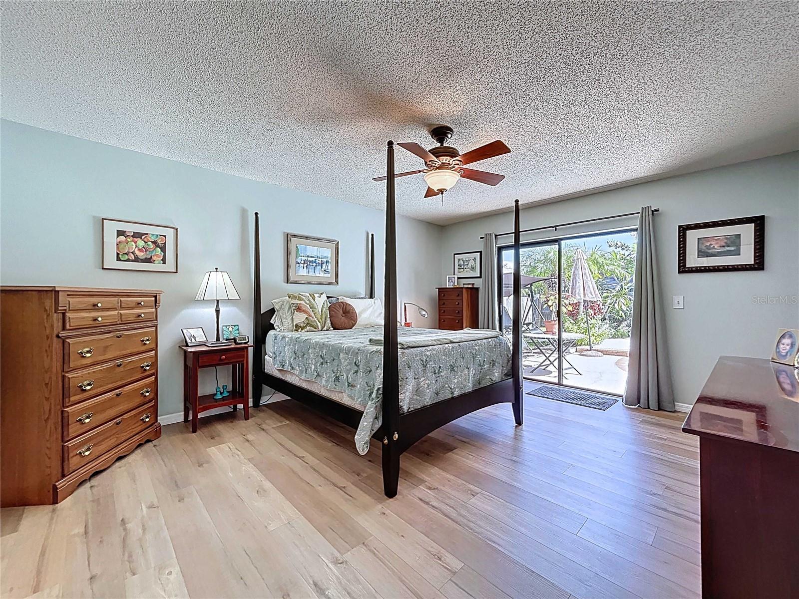 COUNTRY PLACE UNIT VI - Residential