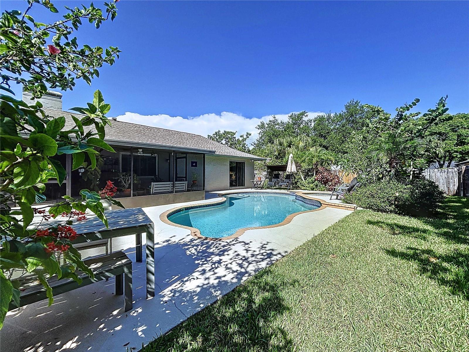 COUNTRY PLACE UNIT VI - Residential