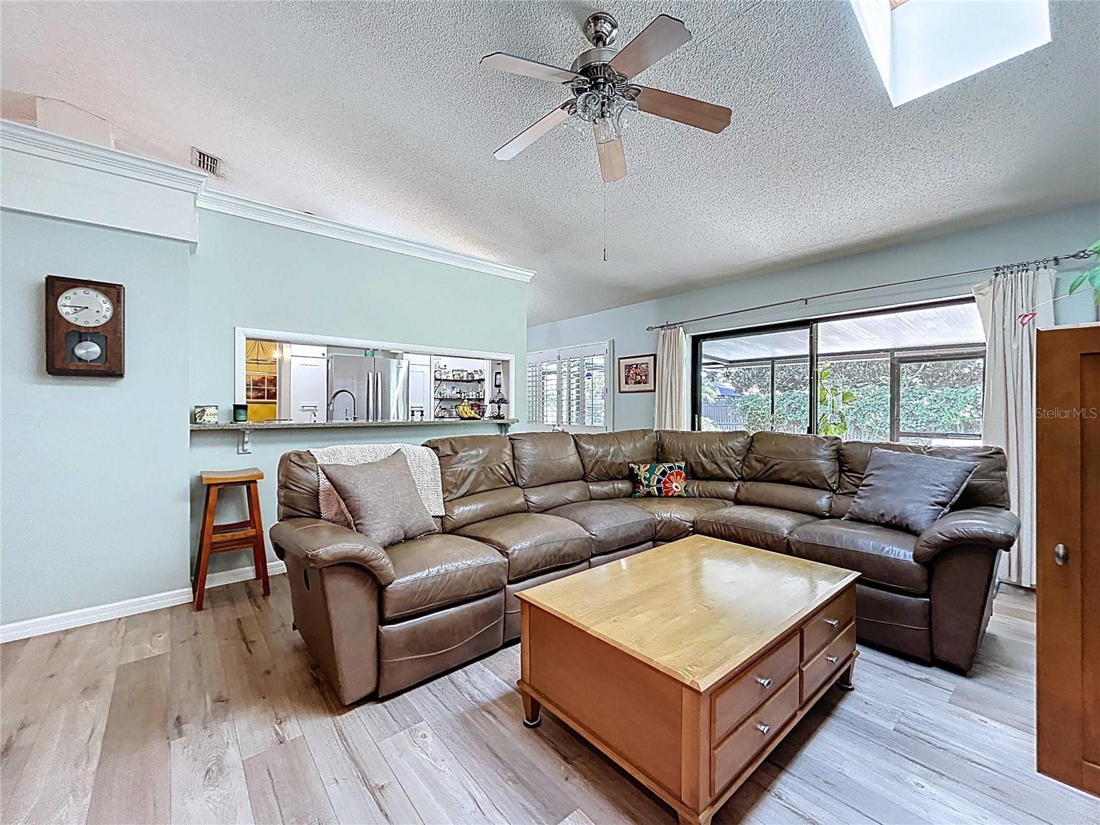 COUNTRY PLACE UNIT VI - Residential